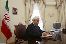 محمود نیلی احمدآبادی را به عنوان وزیر پیشنهادی علوم معرفی کرد