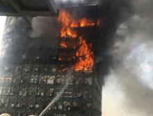 کل ساختمان پلاسکو پس از4ساعت سوختن فرو ریخت/ تمدید مدت زمان طرح ترافیک/ احتمال شهادت 30 نفر از آتش‌نشانان/ 70 مصدوم شناسایی شد 