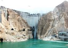 نیمی از آب کارون ۴ برای تولید برق خالی شد