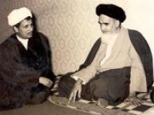 آقای هاشمی! سکوت در برابر تحریف سیره امام را بشکنید آقای هاشمی! سکوت در برابر تحریف سیره امام را بشکنید