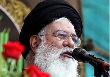 تشکل‌های دانشجویی خلاءهای موجود در دانشگاه‌ها را پر کنند