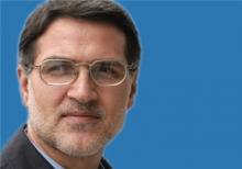 دولت پایگاه اجتماعی وسیعی ندارد اما تمکینش از اصلاح‌طلبان را توصیه نمیکنم