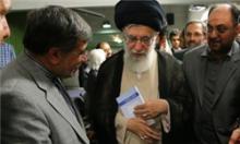 تذکر رهبر انقلاب به علی جنتی/ با آقای وزیر حرف زیاد داریم تذکر رهبر انقلاب به علی جنتی/ با آقای وزیر حرف زیاد داریم