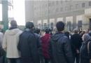تجمع متقاضیان مسکن مهر مقابل مجلس/افزایش مجدد قیمت مسکن مهر در توان ما نیست+عکس